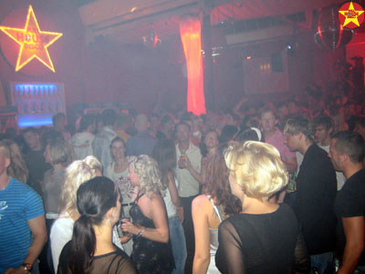 Full House Disco - your Disco needs you -