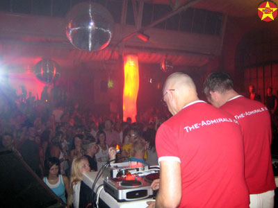 Full House Disco - your Disco needs you -