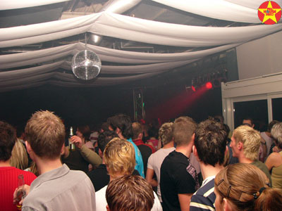 Full House Disco - your Disco needs you -