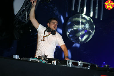 Full House Disco - your Disco needs you -